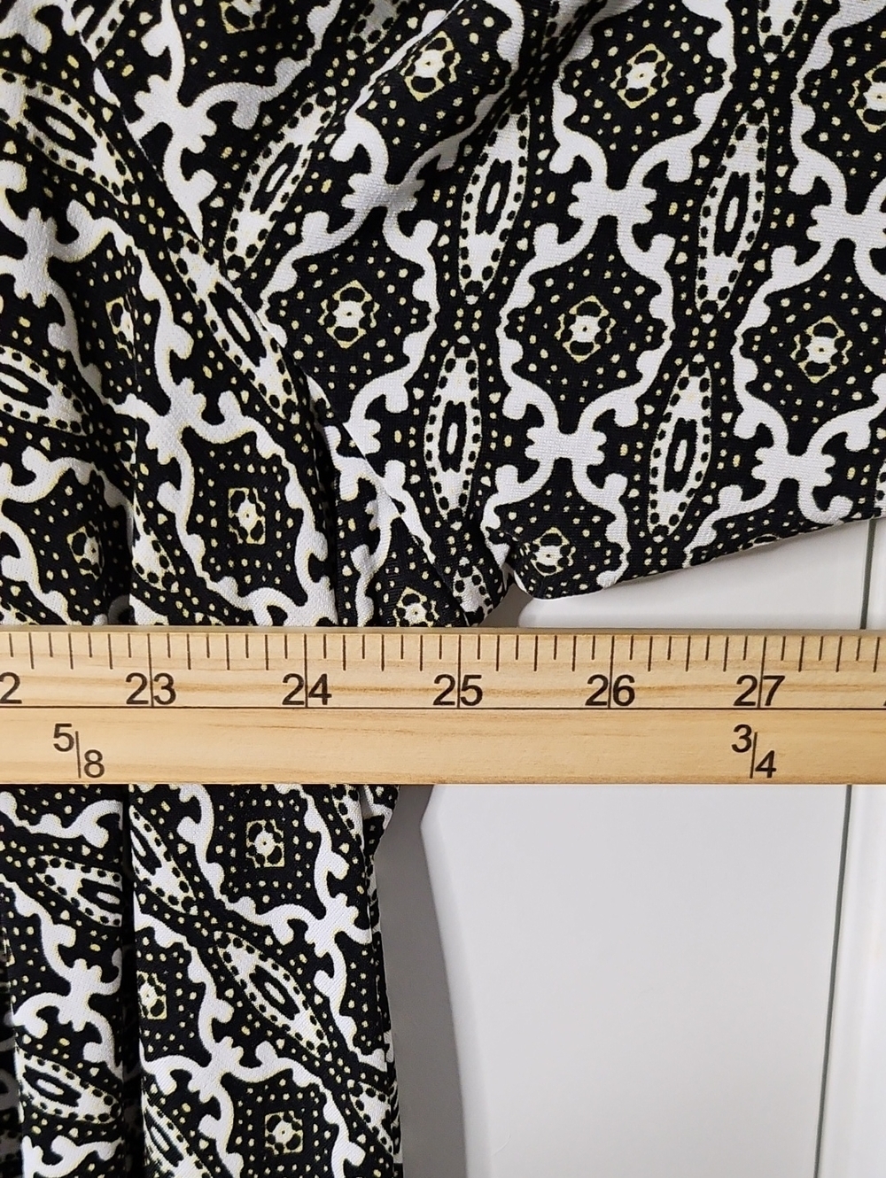 Lane Bryant Size 22/24 Plus Size Swing Tunic Top Black White Geometric Stretch - Picture 11 of 12